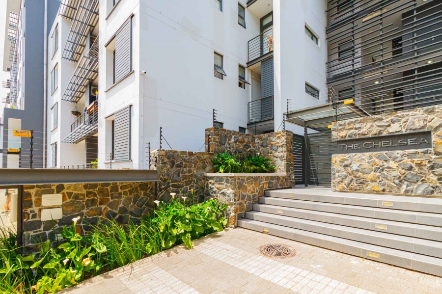 3 Bedroom Property for Sale in Green Point Western Cape